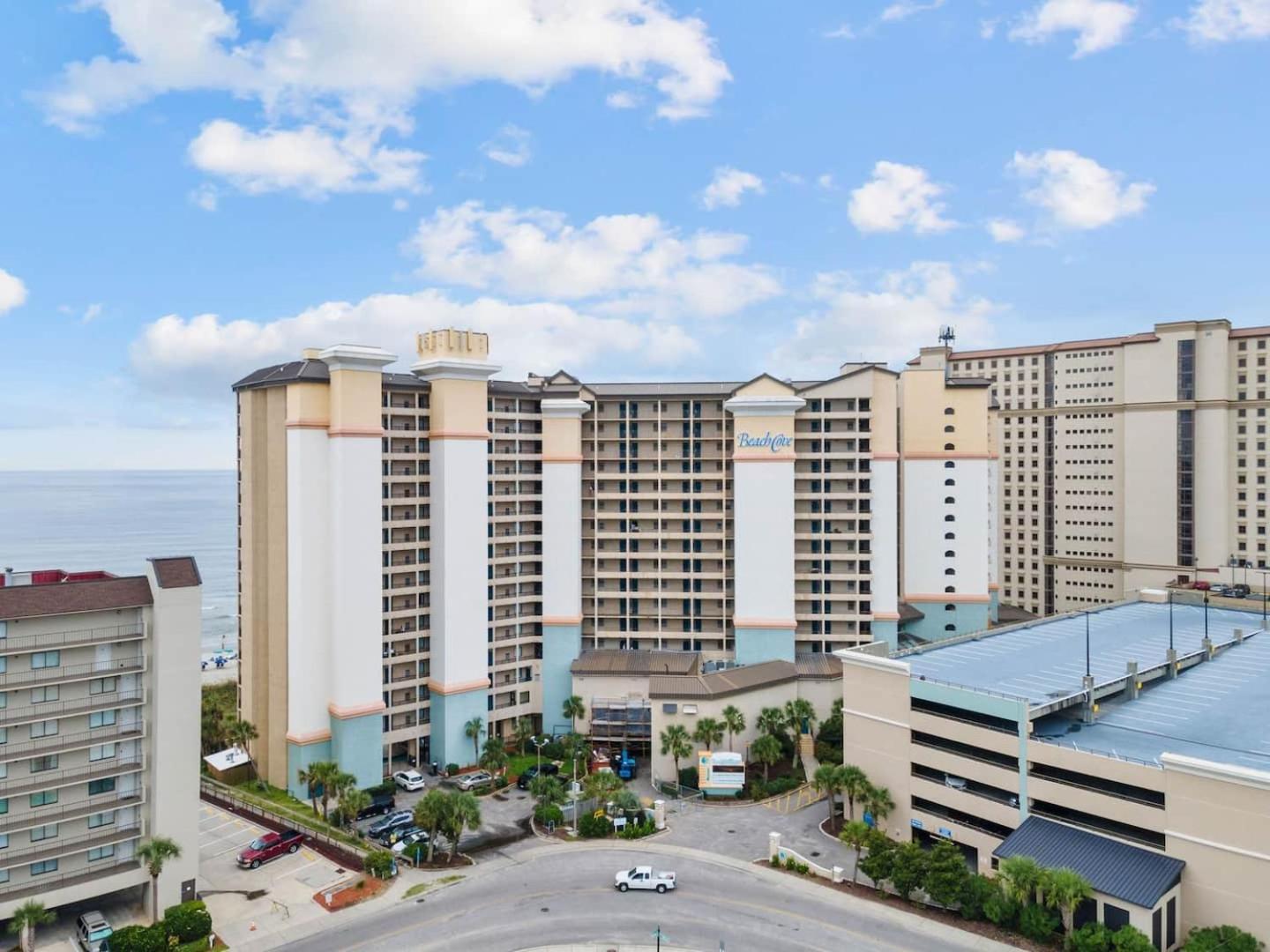 Luxury Ocean Front By Barefoot Landing Apartment Myrtle Beach Exterior photo