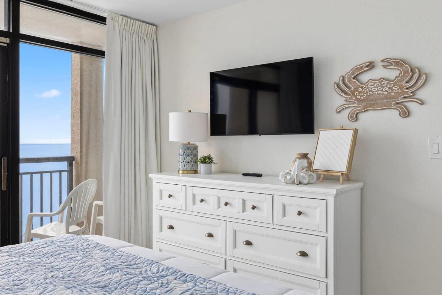 Luxury Ocean Front By Barefoot Landing Apartment Myrtle Beach Exterior photo