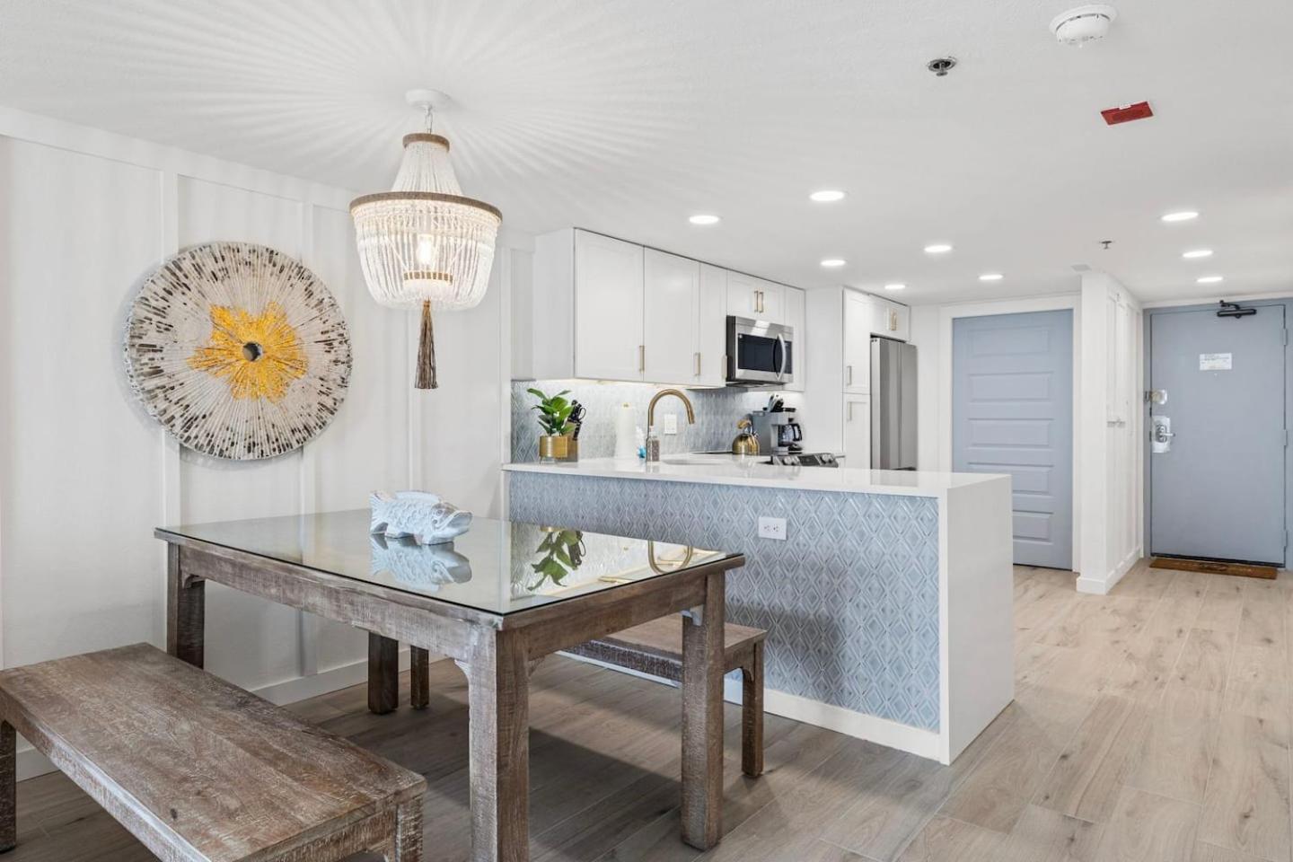 Luxury Ocean Front By Barefoot Landing Apartment Myrtle Beach Exterior photo